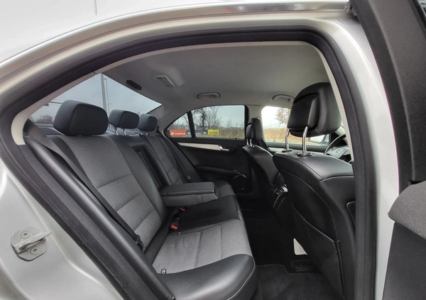 Mercedes-Benz Klasa C cena 28800 przebieg: 298000, rok produkcji 2008 z Mirosławiec małe 277